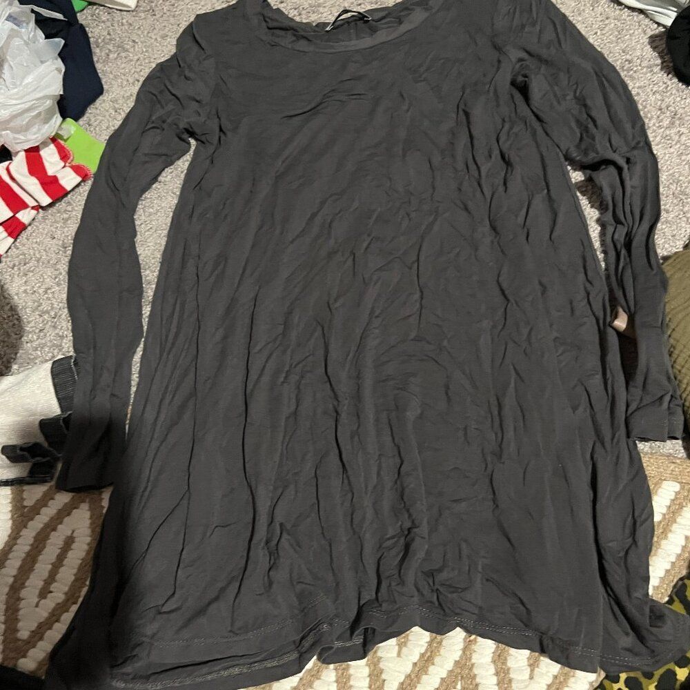 Carly Jean medium grey tunic top‎
